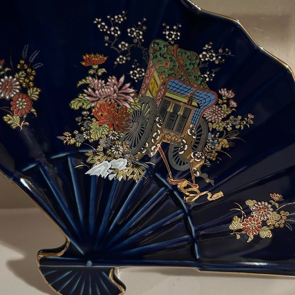 Fan Shaped Kutani Sauce Plate Cobalt Blue & Gold Japanese Cart Art Small Dish - Picture 2 of 2